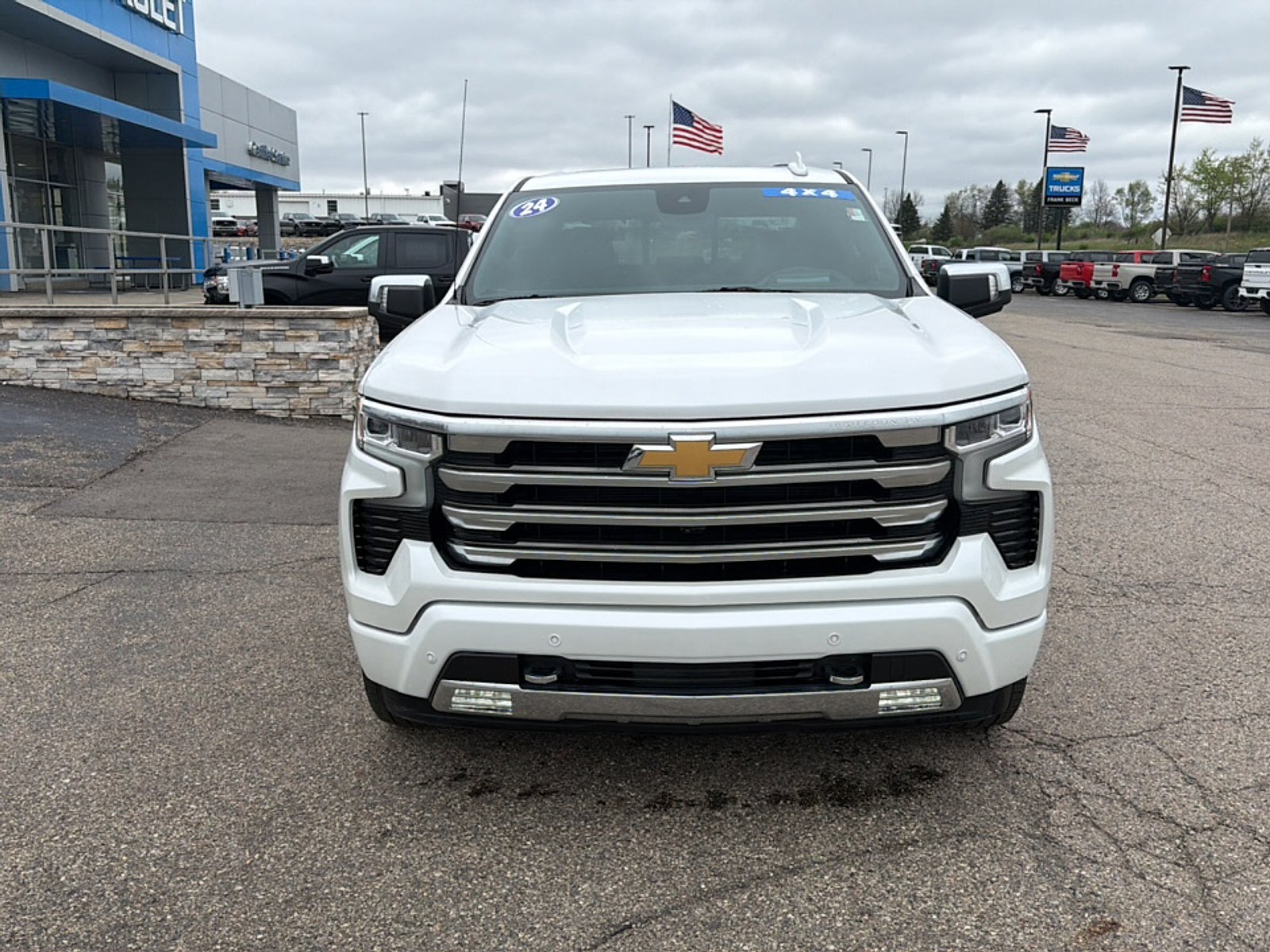 2024 Chevrolet Silverado 1500 — side profile view